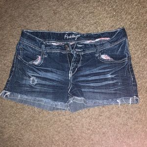 Amethyst jean shorts size 7